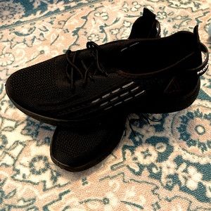 Pony Sneakers! ⭐️NEW⭐️